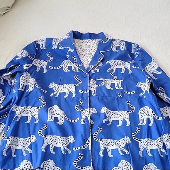 Anorak GBP Women's Snow Leopard Shirt- L - Picture 3 of 4